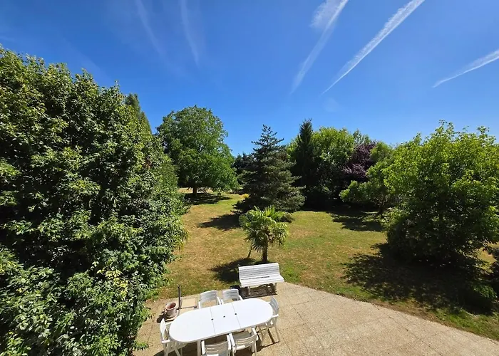 Campagne Normande En Famille * 阿维河畔维内